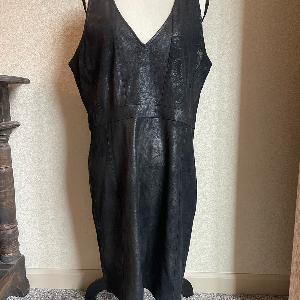 Idyllwind Black Sheath Midi Dress V-Neck